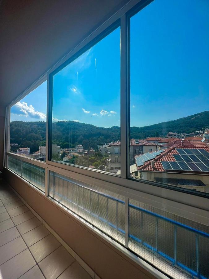 Τina'S Apartment Kavála Eksteriør bilde